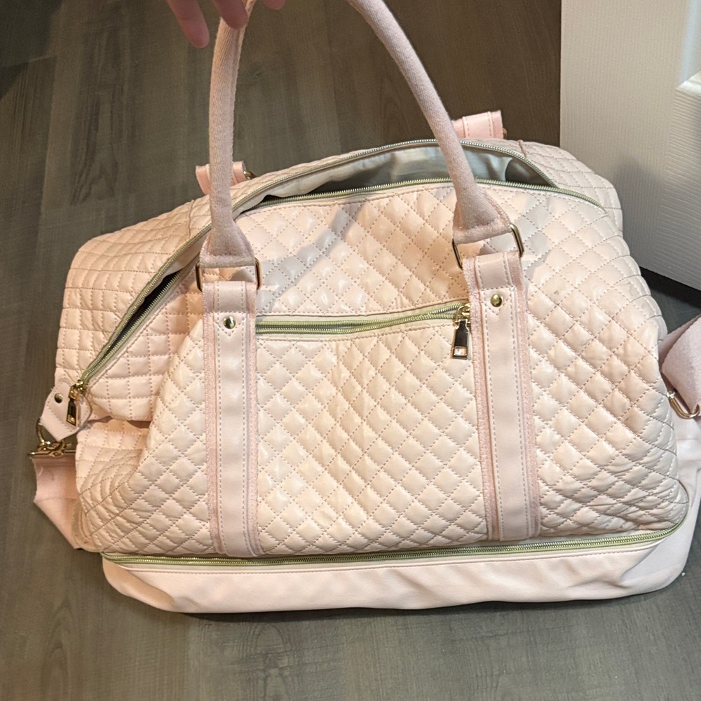 Women’s Quilted Pink Travel Tote Bag
